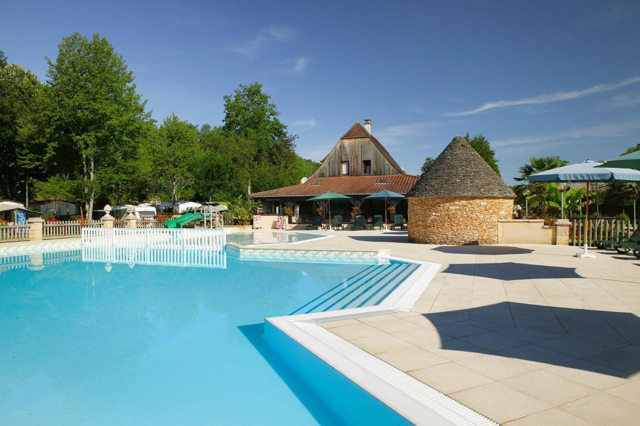 Hotel Camping Sunissim Le Moulin Du Roch 5 Stars By Locatour Sarlat-la-Canéda Exteriér fotografie